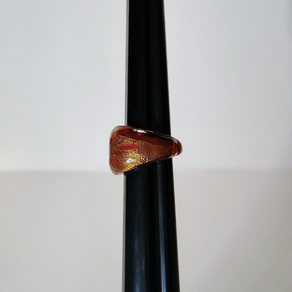 Brown and Gold Glass Ring Size 8 - Picture 3 of 4